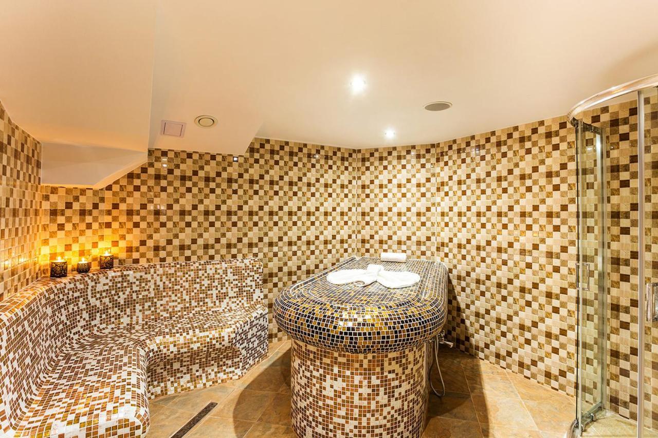 Family Hotel Romantika Velingrad Extérieur photo