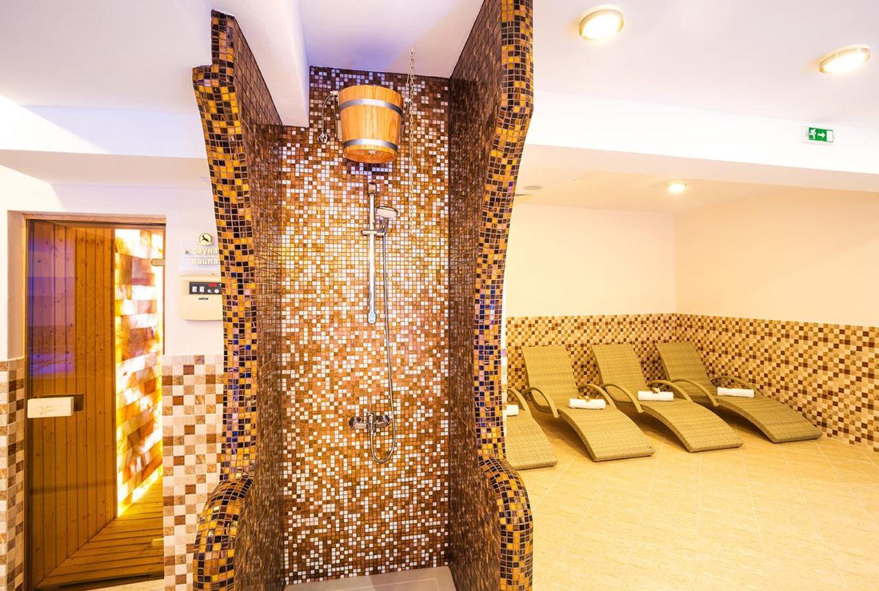 Family Hotel Romantika Velingrad Extérieur photo