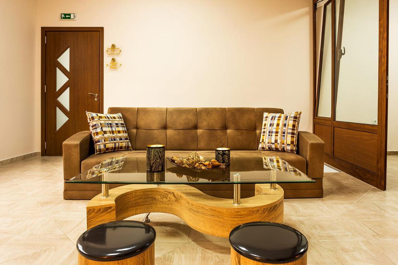Family Hotel Romantika Velingrad Extérieur photo