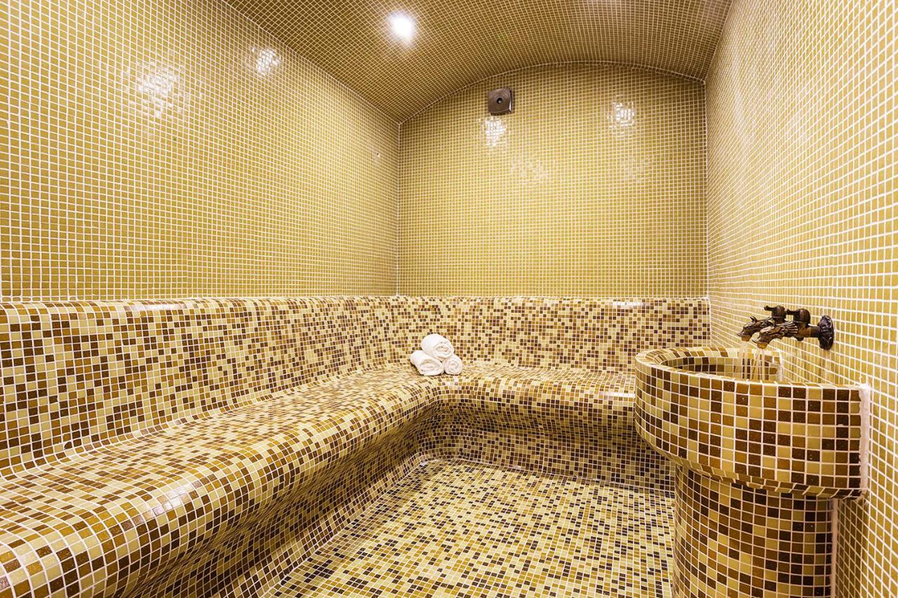 Family Hotel Romantika Velingrad Extérieur photo