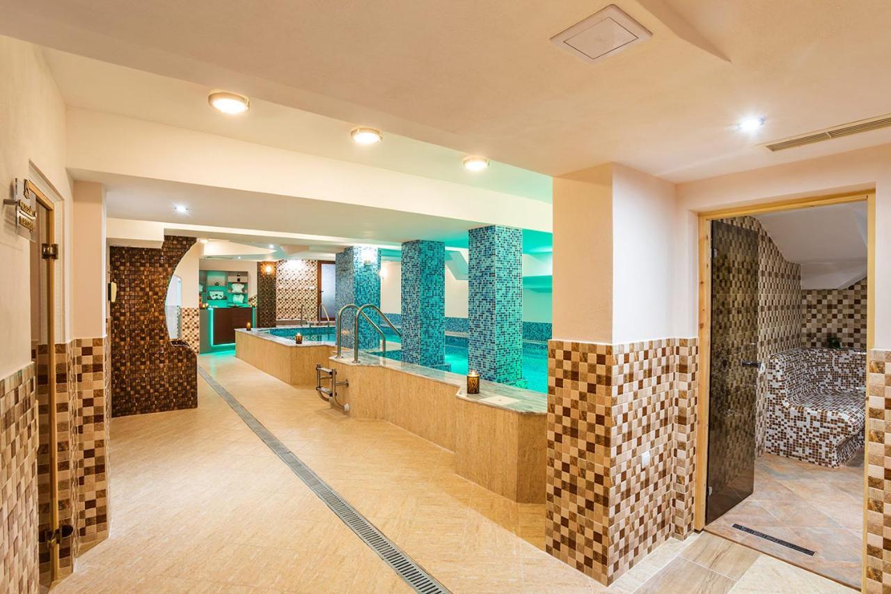 Family Hotel Romantika Velingrad Extérieur photo
