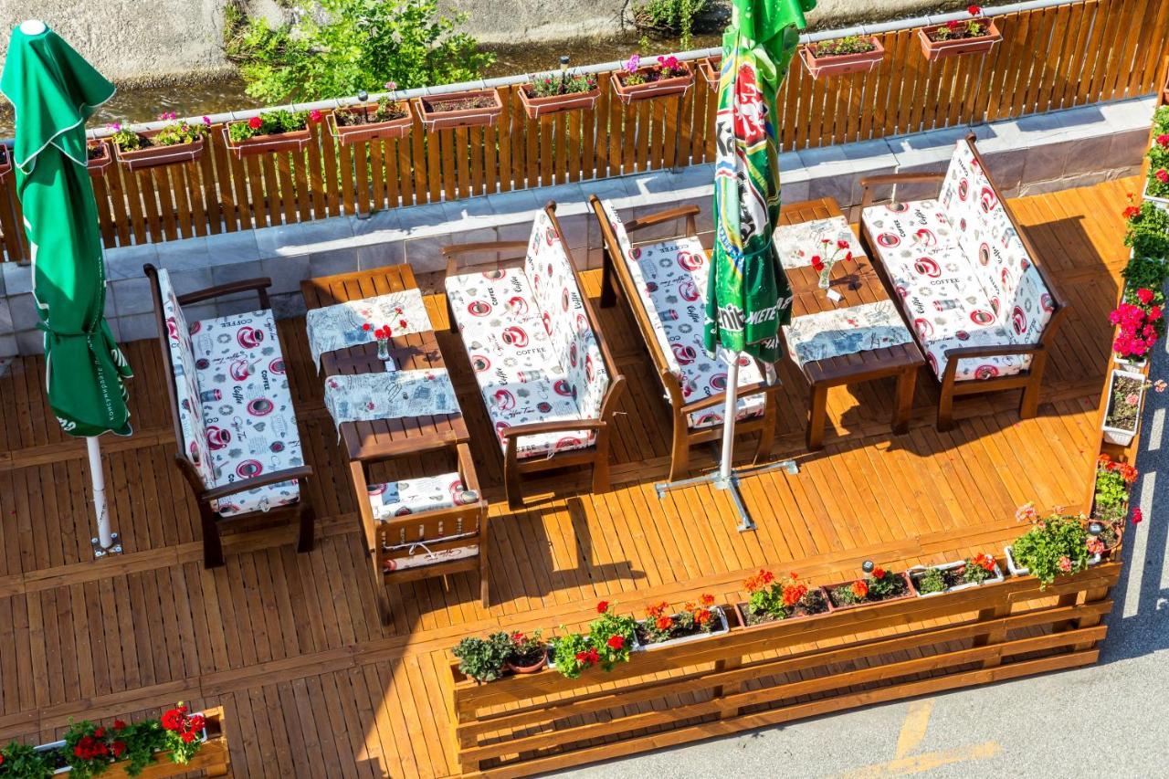 Family Hotel Romantika Velingrad Extérieur photo